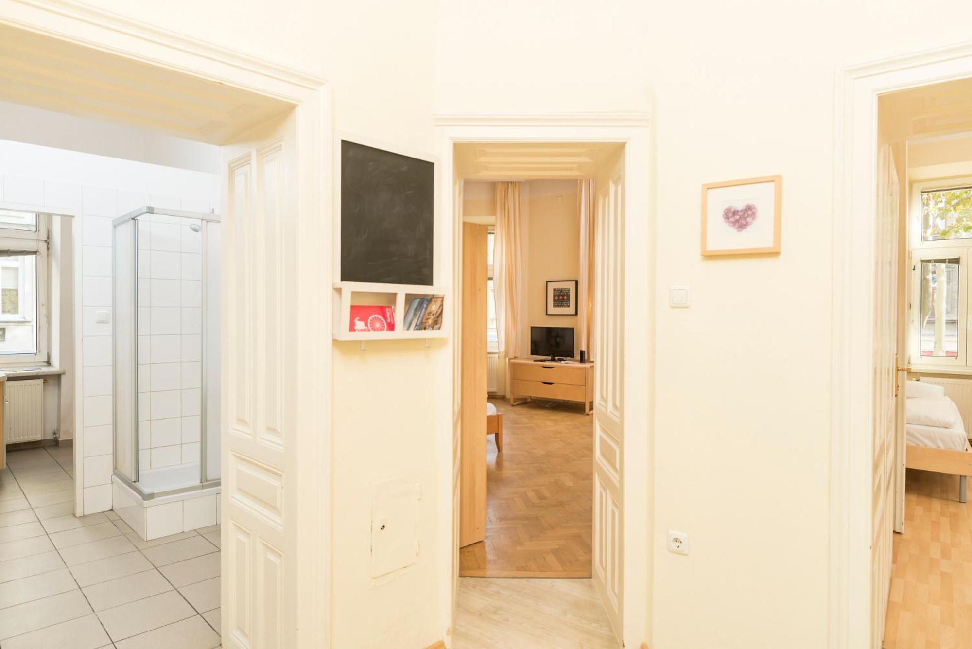 Six House Basic By Welcome2vienna Vienne